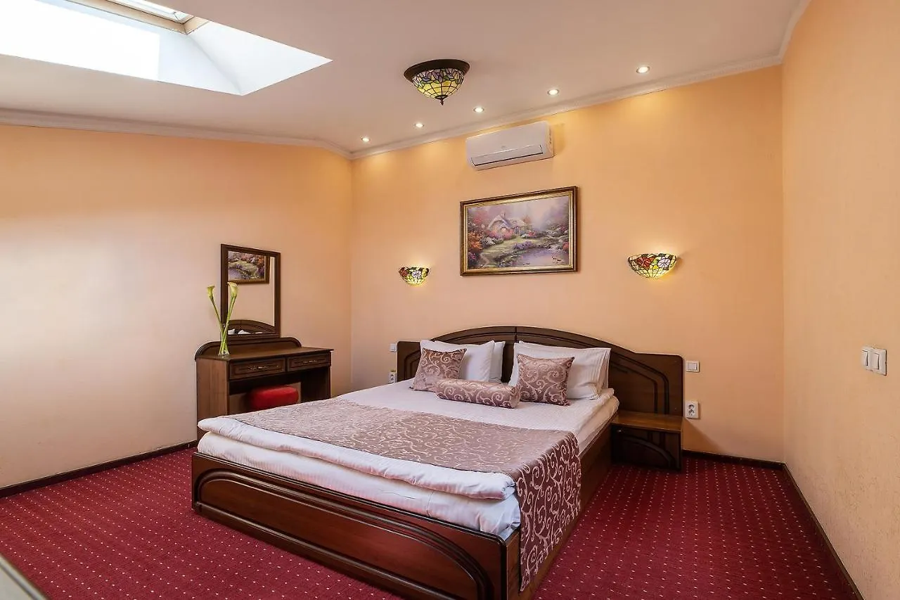 Edem Hotel Lviv 3*,