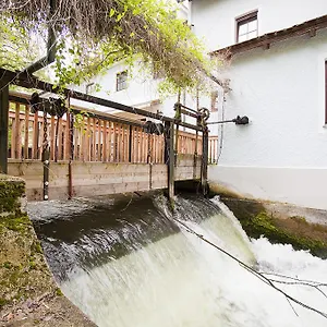 https://hotel-schleuse.com-bavaria.com