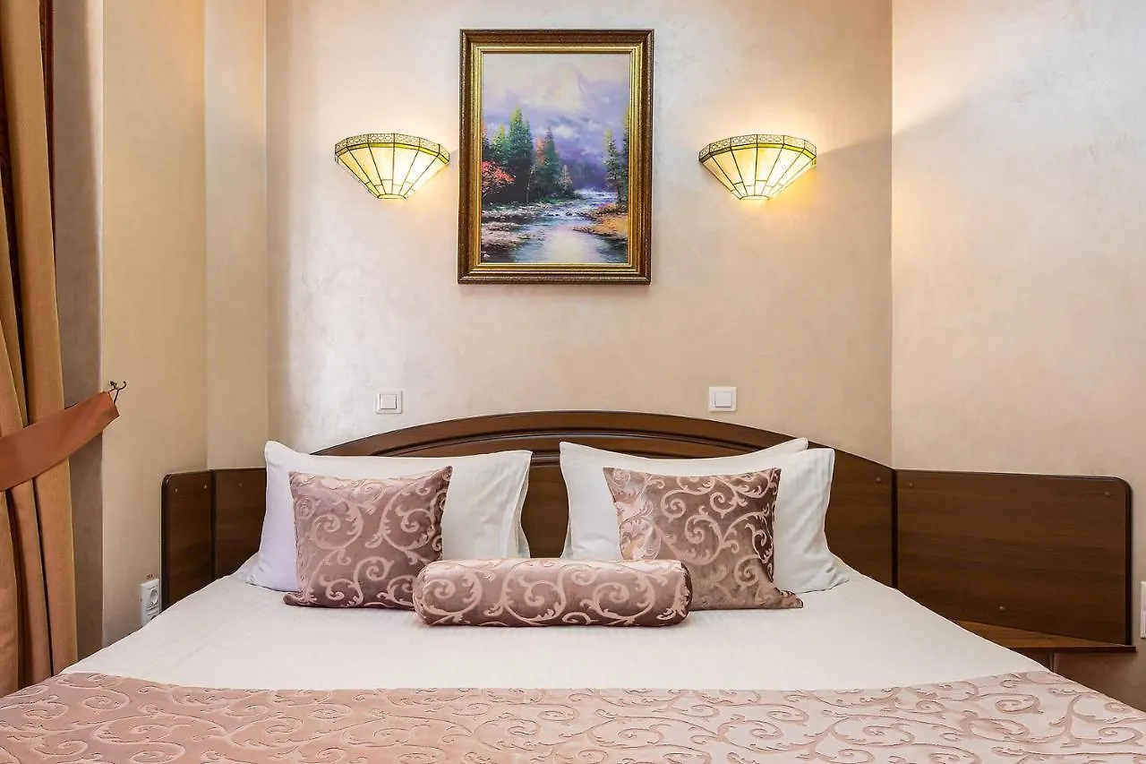 Edem Hotel Lviv 3*,